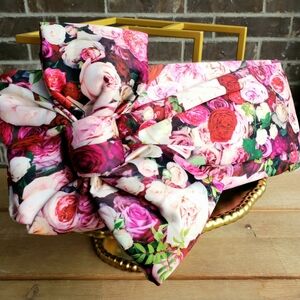 Kate Spade NWOT Evening Belles Gini Roses Clutch